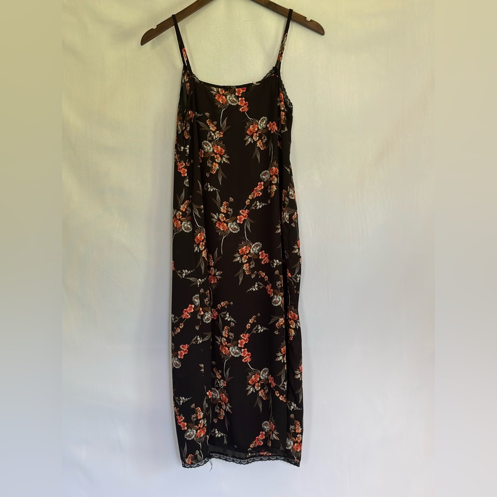 Size 6 Atmosphere Floral Slip Dress with Lace Details
